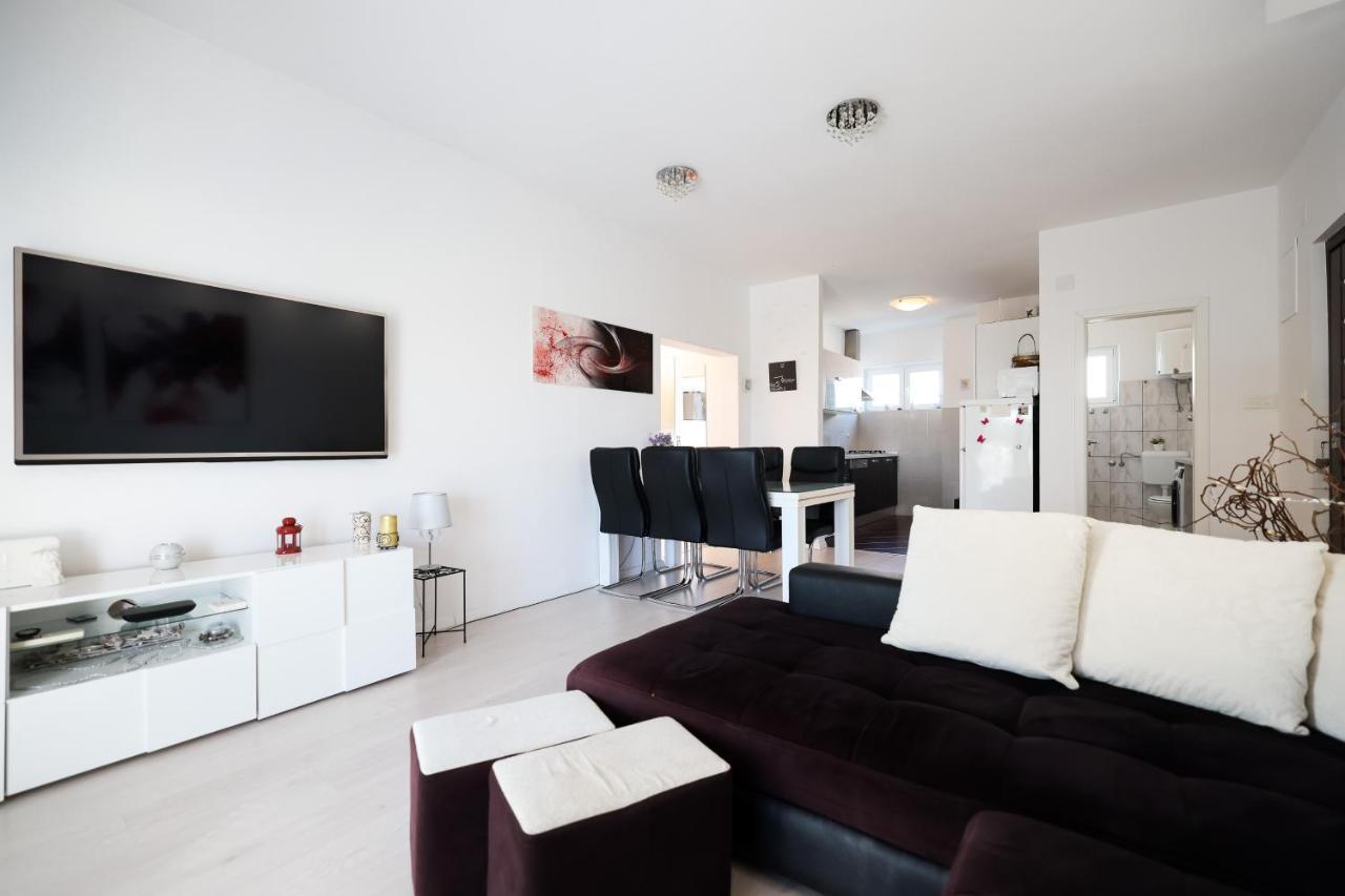 Apartman Heder ซาดาร์ ภายนอก รูปภาพ