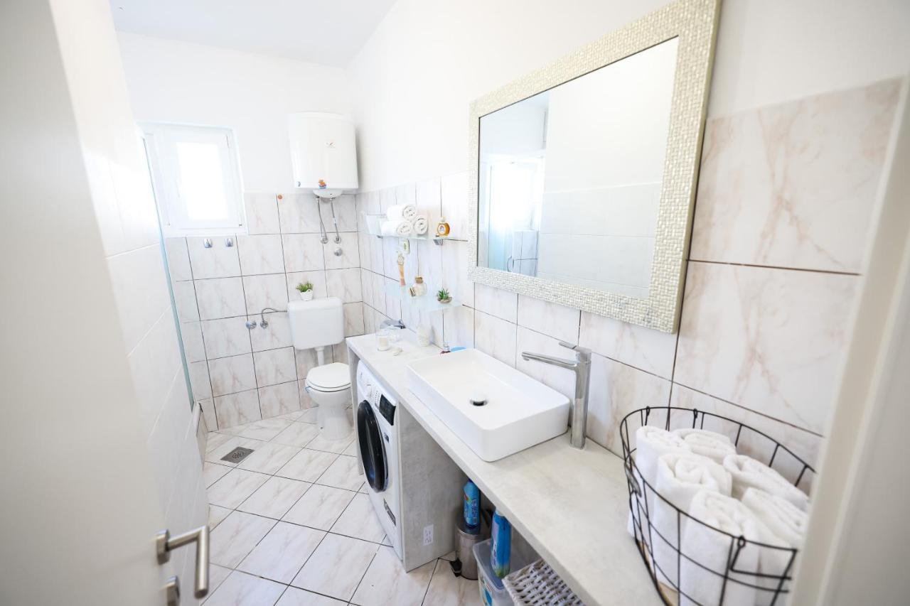 Apartman Heder ซาดาร์ ภายนอก รูปภาพ