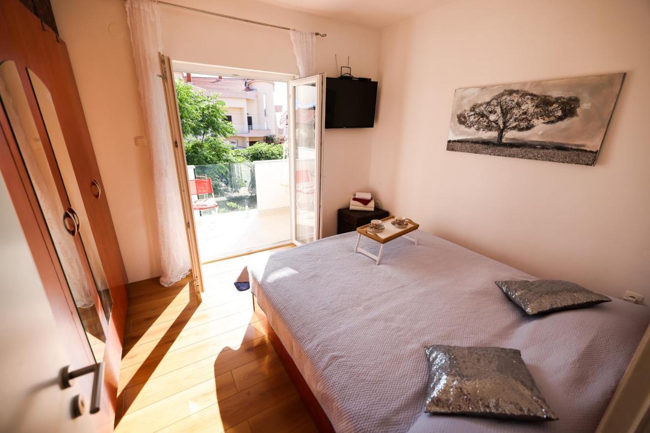 Apartman Heder ซาดาร์ ภายนอก รูปภาพ