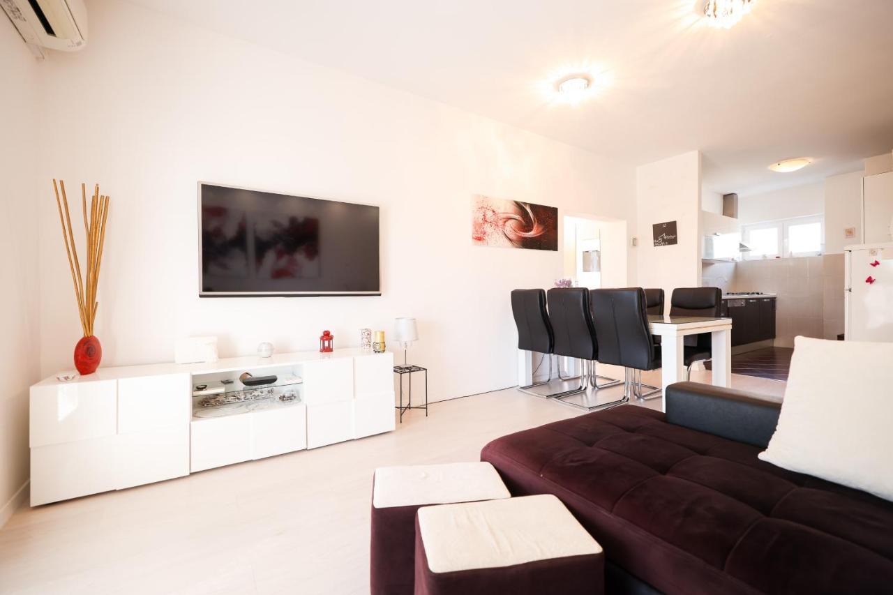 Apartman Heder ซาดาร์ ภายนอก รูปภาพ