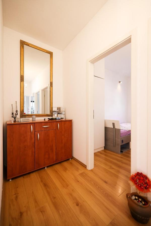 Apartman Heder ซาดาร์ ภายนอก รูปภาพ