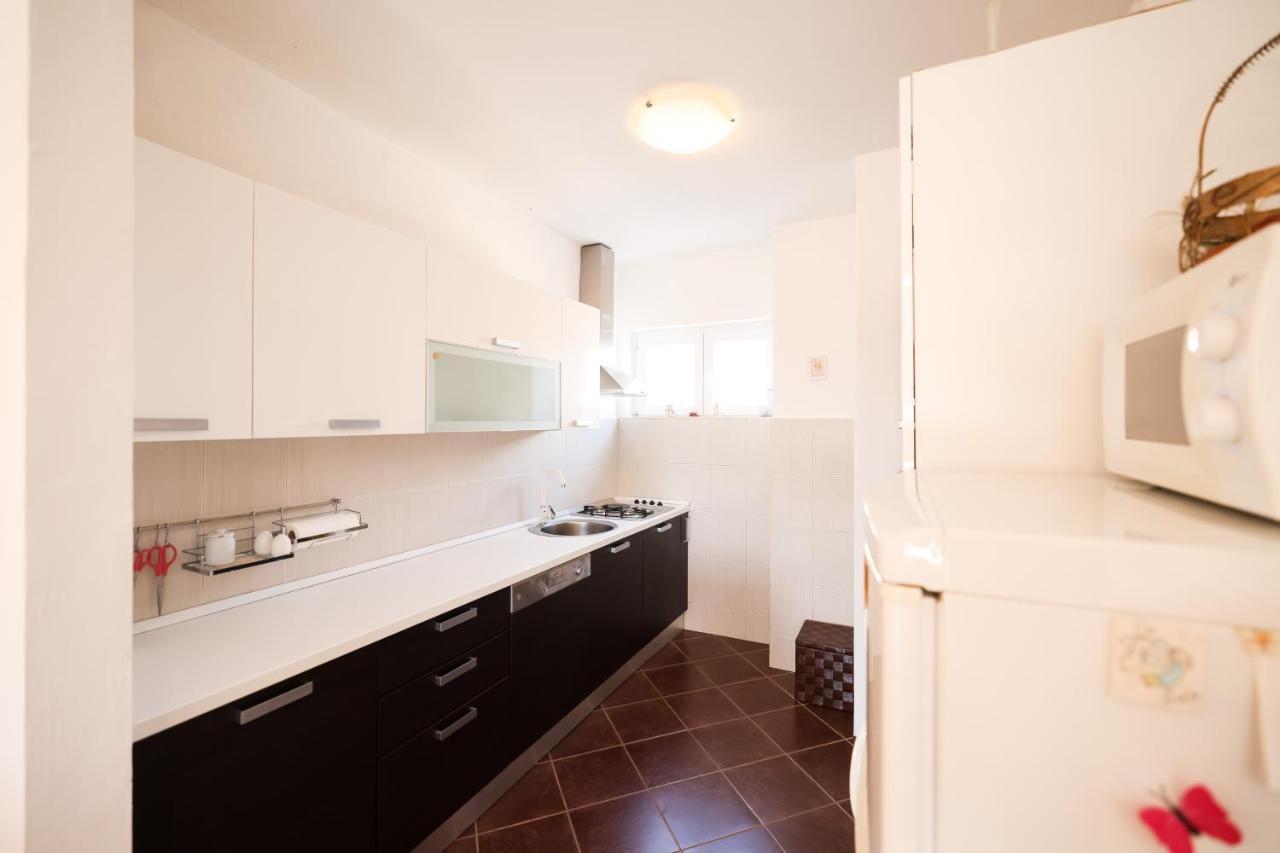 Apartman Heder ซาดาร์ ภายนอก รูปภาพ