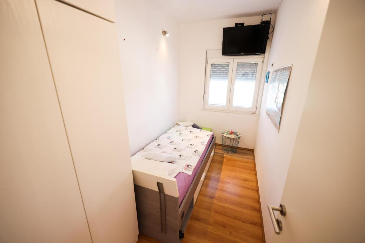 Apartman Heder ซาดาร์ ภายนอก รูปภาพ