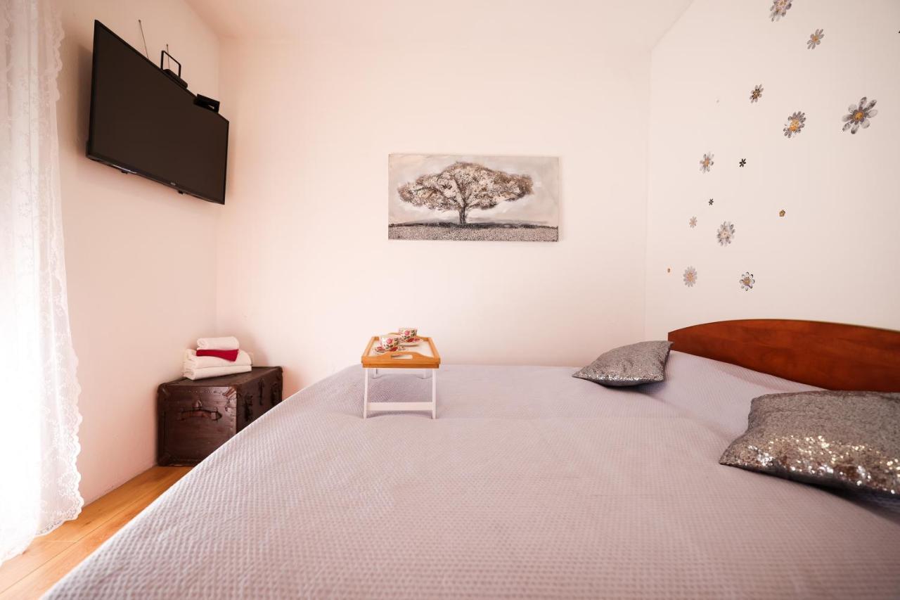 Apartman Heder ซาดาร์ ภายนอก รูปภาพ